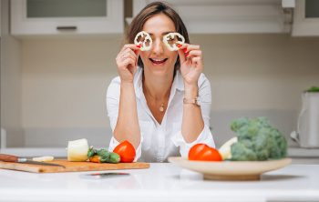 How Your Diet Affects Your Eyes: Foods and Nutrients That Support Vision